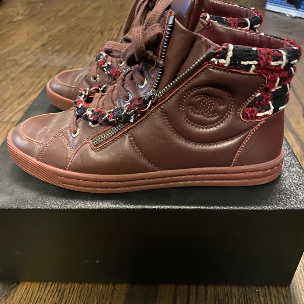 chanel high top sneakers - Picture 3 of 6
